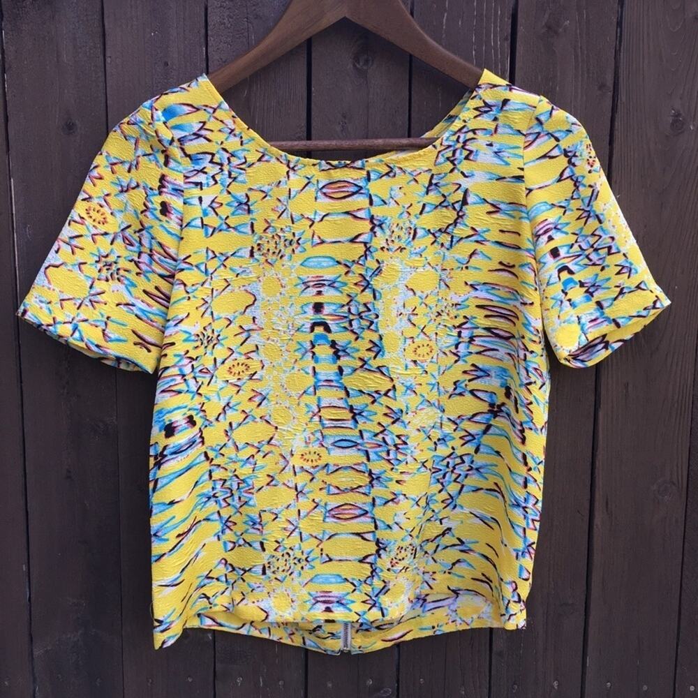 Cooper & Ella | Size XS Yellow Cropped Print Top